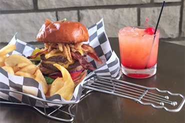 EP's Bar & Grill - The Guest House at Graceland